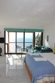Mandalina Luxury Hotel 3*